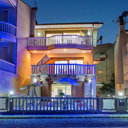 Peramos Rent House Apartman Néa Péramos Kültér fotó
