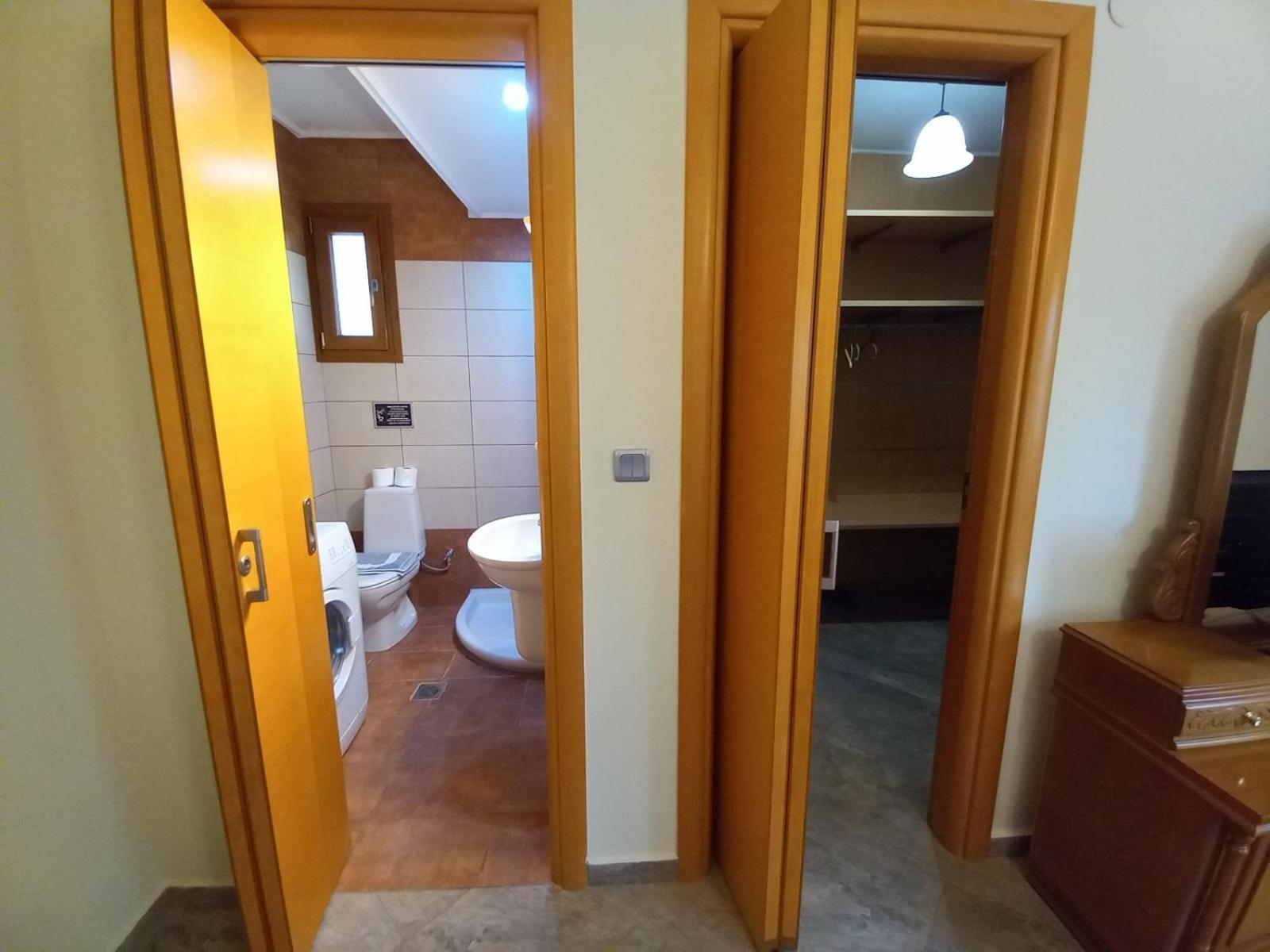 Peramos Rent House Apartman Néa Péramos Kültér fotó