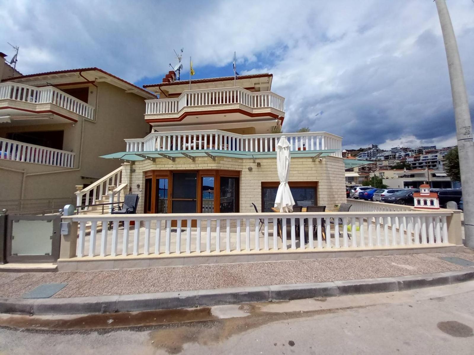 Peramos Rent House Apartman Néa Péramos Kültér fotó
