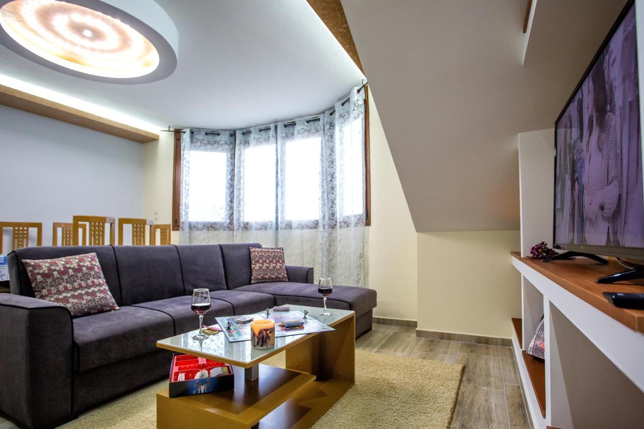 Peramos Rent House Apartman Néa Péramos Kültér fotó